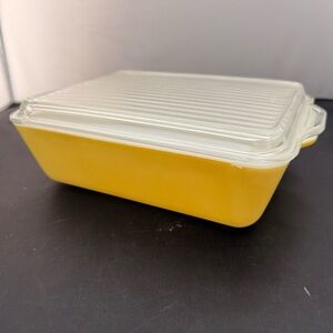 Vintage Pyrex Primary Yellow 503-B 1-1/2 qt Refrigerator Dish w/Ribbed Lid 503-C